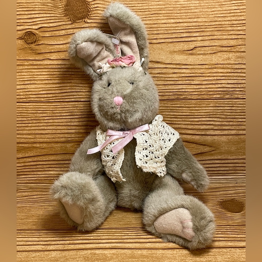 Russ Bunny Rabbit Plush Mitsy Easter Bunny in Lacy Shawl 9”